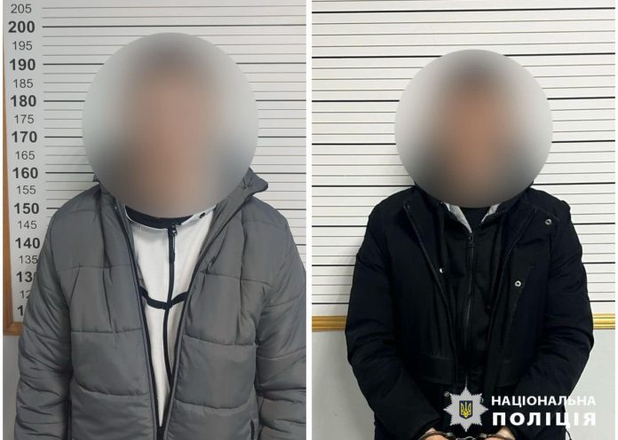 У Вінниці двоє чоловіків жорстоко побили перехожих
