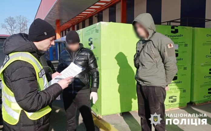 Незаконний виїзд за кордон: на Вінниччині затримали організатора схем