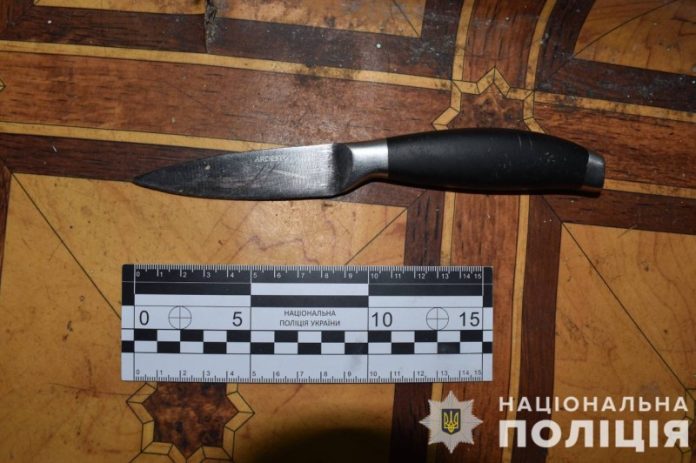 У Калинівці нетверезий чоловік під час сварки вдарив сусіда ножем