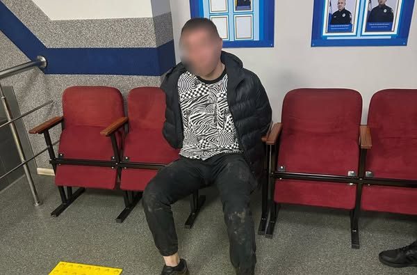 У Вінниці чоловік провокував патрульних на бійку