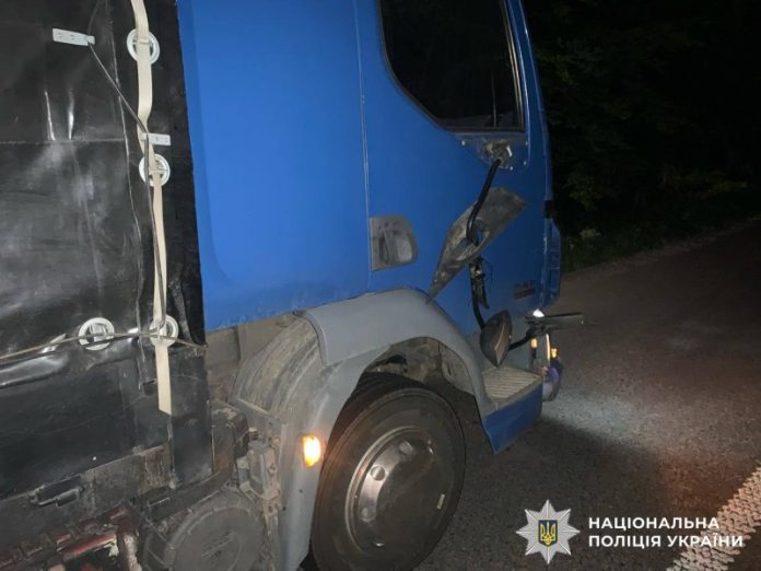 Смертельна ДТП у Вінницькому районі: пішохода збив вантажний DAF