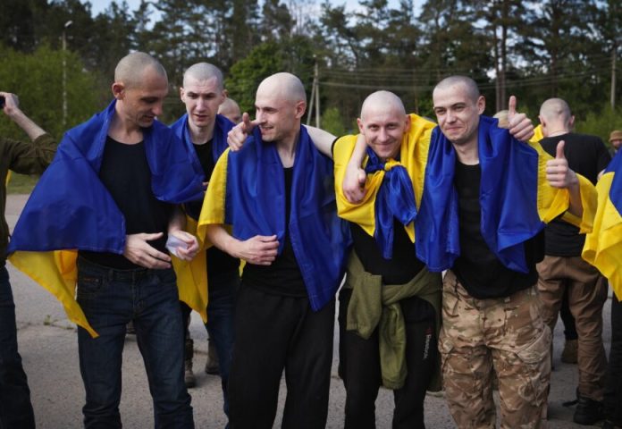 Найбільший обмін з початку війни: з полону звільнено сотні українців, серед них — вінничани