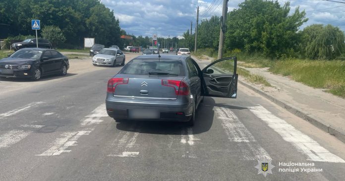 У Вінниці водій Citroen збив 13-річну дівчинку на пішохідному переході