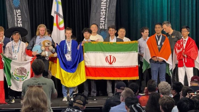 Вінничанин здобув “срібло” на міжнародній олімпіаді з математики в Австралії