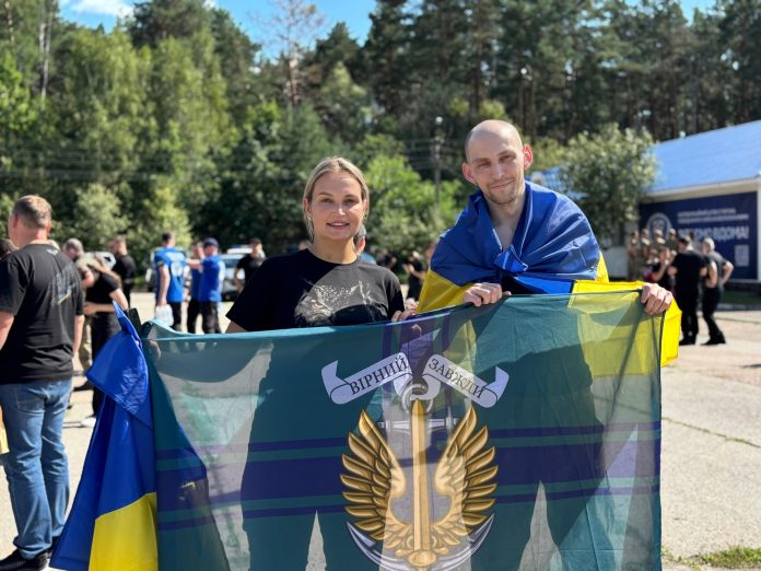 З полону додому: захисник Маріуполя майор Ігнатенко повернувся з неволі