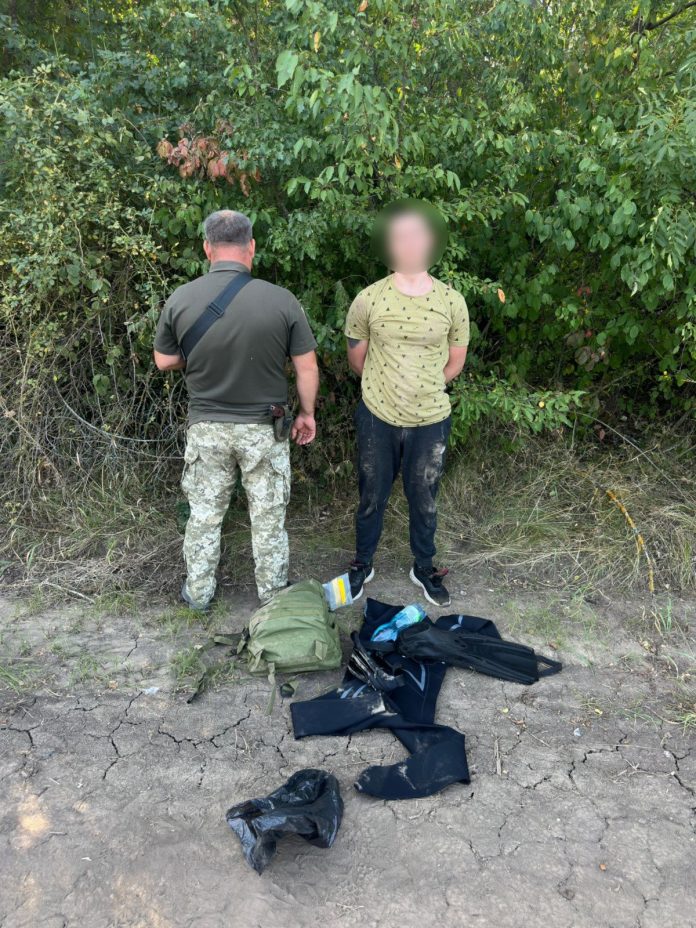 20-річний мандрівник у гідрокостюмі намагався втекти до Молдови — зупинили пострілом
