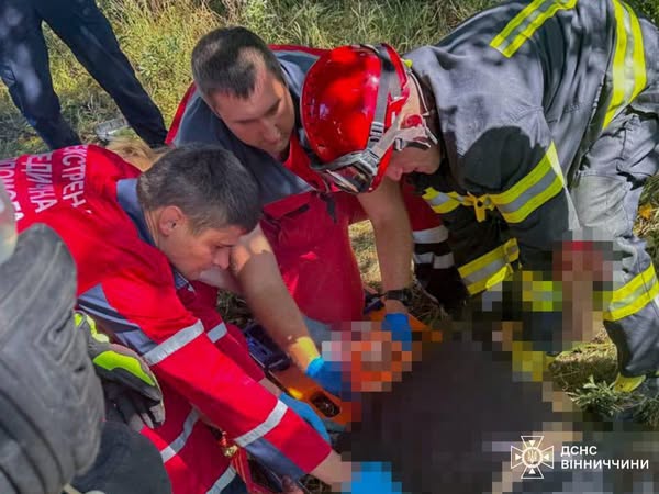 ДСНС деблокувала 60-річного водія після ДТП на Вінниччині