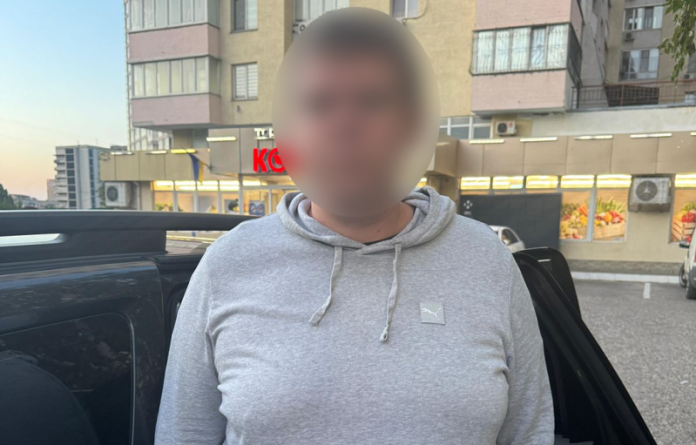 У Вінниці розкрили крадіжку: викрадені кошти та ноутбук знайшли у ломбарді