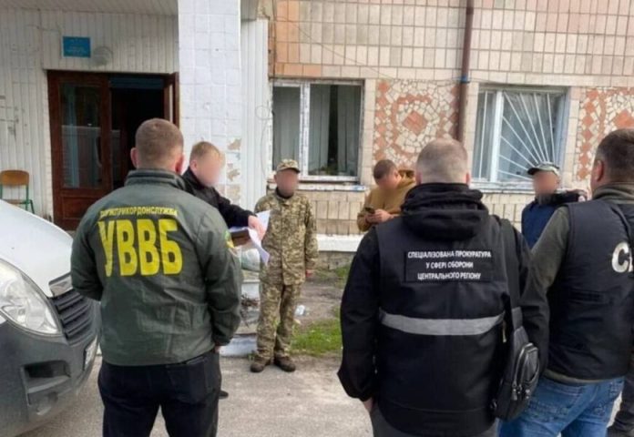 Дезертир став агентом рф: на Вінниччині зрадника засудили до 15 років