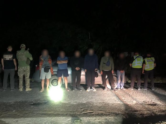 На Вінниччині викрили канал незаконного переправлення: «квиток» за кордон коштував 8 тисяч доларів