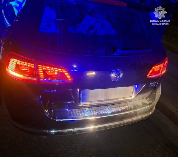 Вночі у Вінниці патрульні зупинили водія з наркотиками та ознаками сп’яніння