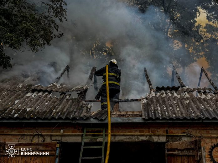 На Вінниччині зафіксували серію пожеж у житловому секторі та господарській споруді