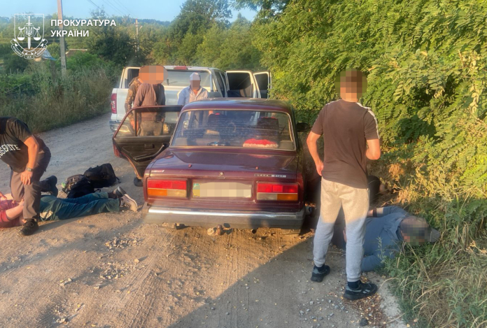 На Вінниччині судитимуть двох чоловіків за «контрабанду» людей до Молдови