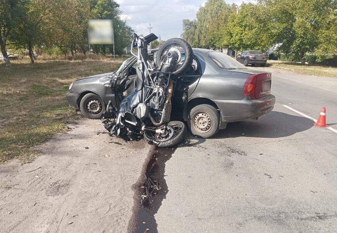 На Вінниччині нетверезий пенсіонер за кермом спричинив ДТП з мотоциклом