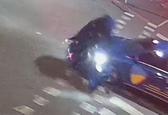 У Вінниці мотоцикліст протаранив автомобіль, проігнорувавши червоне світло