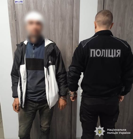 На Вінниччині чоловік кинув гранату у будинок: двоє постраждалих, нападника затримали
