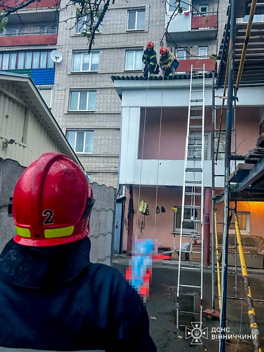 У Вінниці жінка випала з 9 поверху та загинула: тіло знайшли на даху прибудови