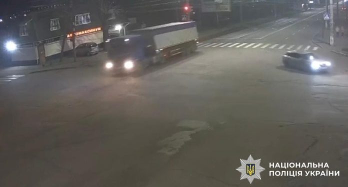 У Вінниці вантажівка збила насмерть пішохода