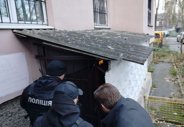 Мешканці завадили доступу до бомбосховища: втрутилася поліція
