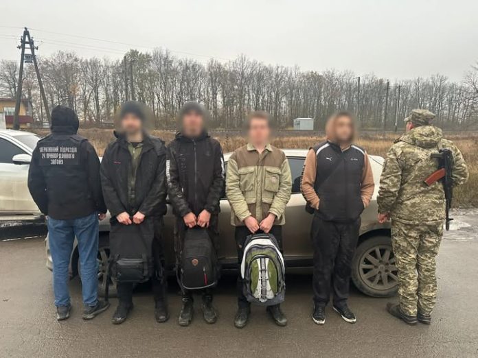 Вінничанин організував фейковий «тур» до Молдови — тепер замість мандрівки має арешт