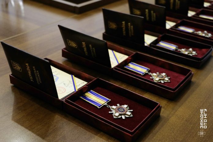 Вінниччина вшанувала героїв: родини отримали ордени «За мужність»