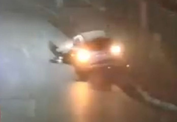 Аварія у Вінниці: водій з 2,14 проміле не втримав авто та влетів в електроопору