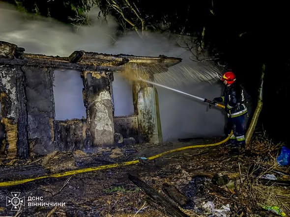 На Вінниччині за добу сталося 15 пожеж: одну людину врятували