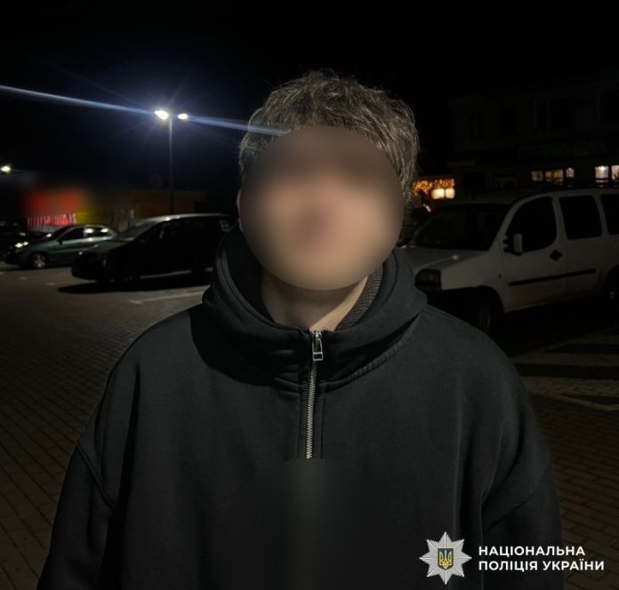 18-річний гість виніс з оселі вінничанина велику суму готівки