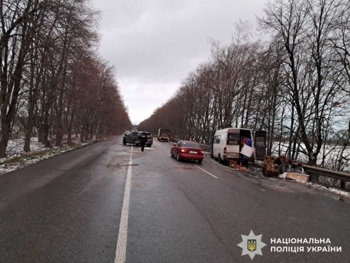 ДТП на трасі Стрий—Ізварине: госпіталізували двох людей