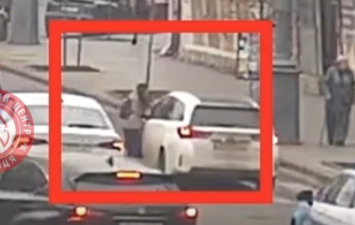 ДТП на пішохідному переході у Вінниці: дівчина не постраждала