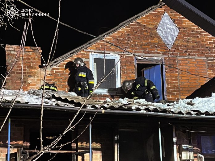 Вантажівка і будинки: 8 пожеж у Вінницькій області, постраждалих немає