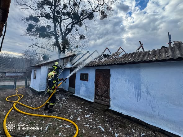 Пожежі в господарствах і понад 17 гектарів вигорілої землі: доба на Вінниччині