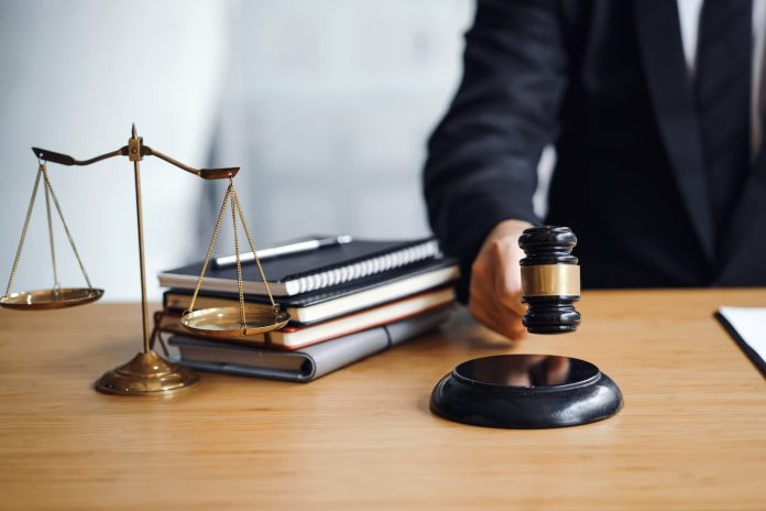 Директорку підприємства з Вінниччини підозрюють в ухиленні від сплати податків