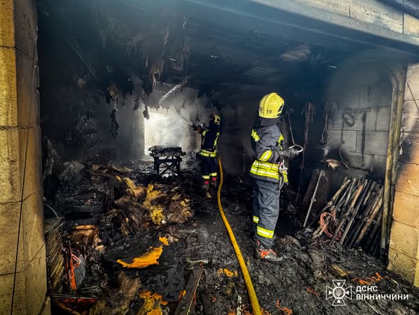 У Турбові через коротке замикання згорів гараж