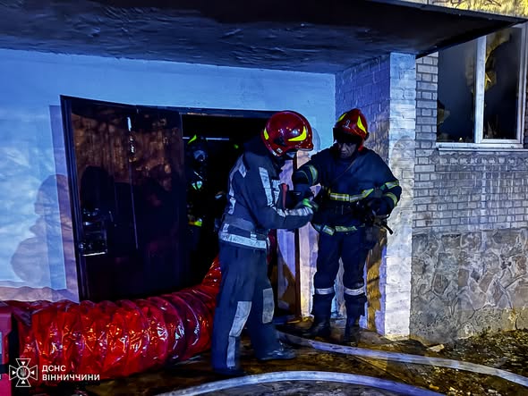 Короткі замикання та підпали: на Вінниччині ліквідували десятки пожеж за добу