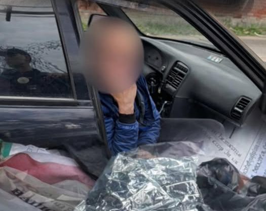 У Вінниці водій ВАЗ відмовився від огляду — у нього знайшли згортки