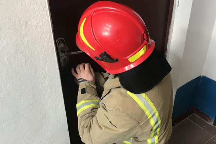 У Вінниці сусіди забили на сполох: пенсіонерку без свідомості госпіталізували