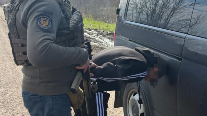 Працював на «вагнерівця»: на Вінниччині судитимуть підозрюваного у держзраді