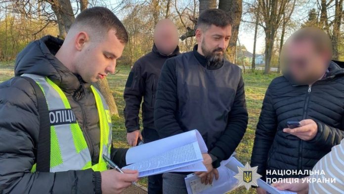 За фіктивне лікування і допомогу ухилянту лікарю загрожує до 8 років тюрми