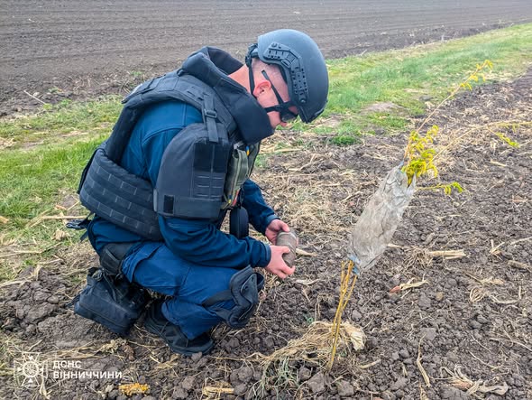 На Вінниччині сапери знищили артснаряд часів Другої світової