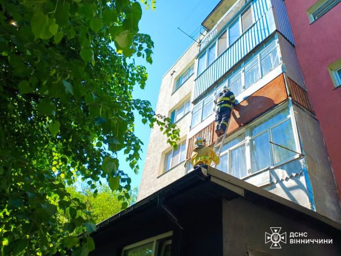 На Вінниччині ДСНС через балкон потрапила до квартири пенсіонерки