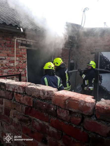 У Тульчині та Вінниці рятувальники гасили пожежі в житлових будинках