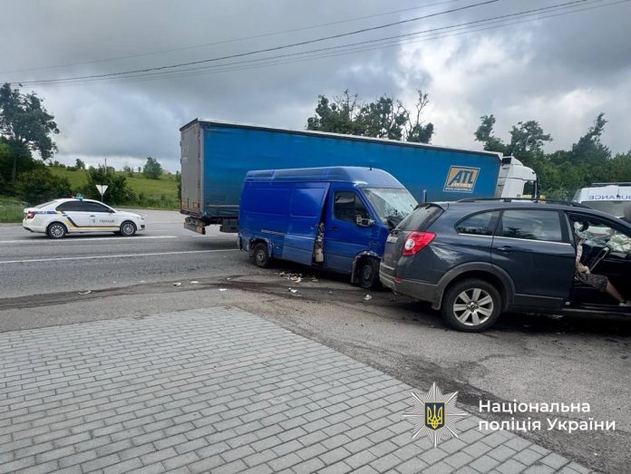 Дві аварії за добу: на Вінниччині травмувалися жінка та 16-річний хлопець