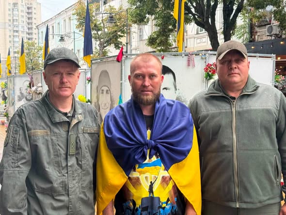 Від Вінниці до Хмельницького пішки на протезі: ветеран здійснив благодійний марафон