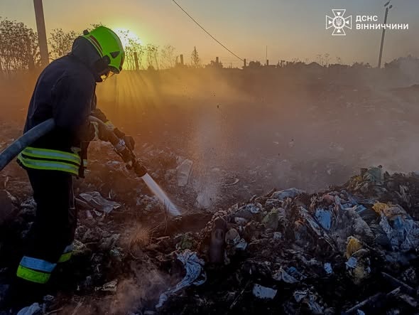 Необережність і людський фактор: на Вінниччині більшість пожеж сталася на відкритих територіях