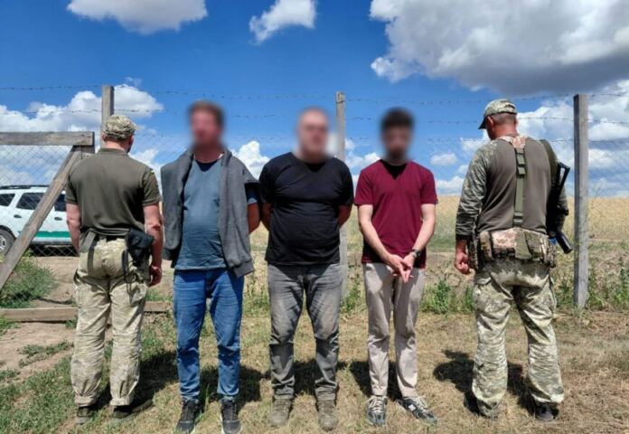 Після дезертирства намагався втекти за кордон: на Вінниччині затримали військового з хабарем