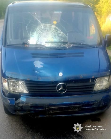 Трагедія на дорозі біля Вінниці: 13-річний хлопець загинув після зіткнення з Mercedes