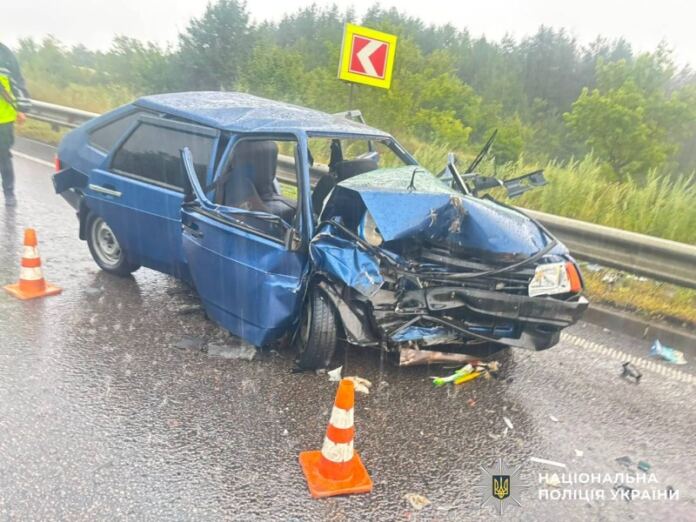 Смертельна аварія на Хмільниччині та ще три ДТП: поліція розслідує чотири автопригоди за добу