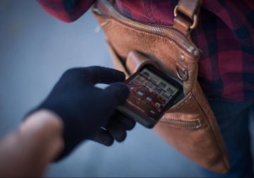 Забутий телефон і викрадений пакет: у Вінниці розкрили дві крадіжки