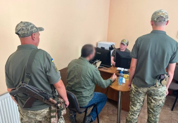 Показав сирійський паспорт і запропонував 00: на Вінниччині викрили спробу підкупу прикордонниці